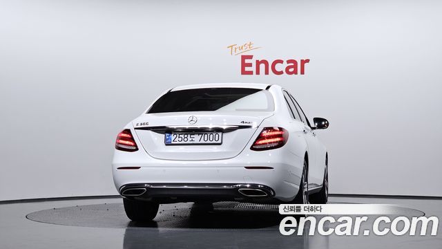 Mercedes-Benz E-Class E300 4MATIC AV Intelligent Drive — пробег 171 902 км — фото 4 из 5