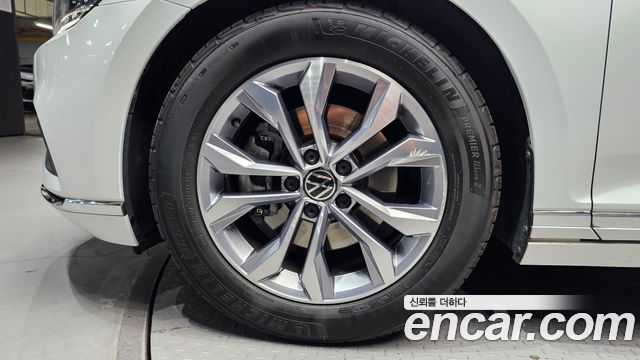 Volkswagen Passat из Кореи Encar