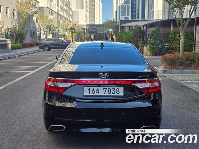 Hyundai Grandeur HG300 Exclusive Special — пробег 145 317 км — фото 3 из 5