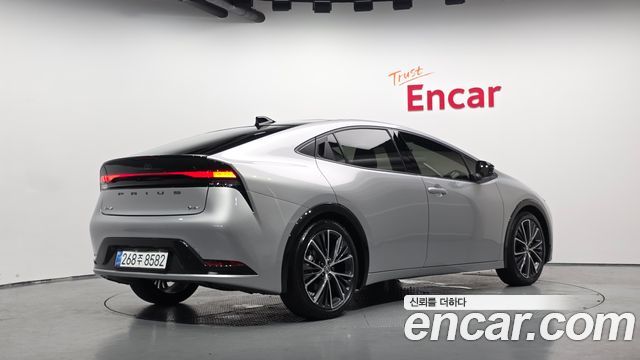 Toyota Prius из Кореи Encar