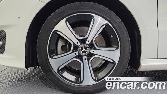 Mercedes-Benz B-Class из Кореи Encar