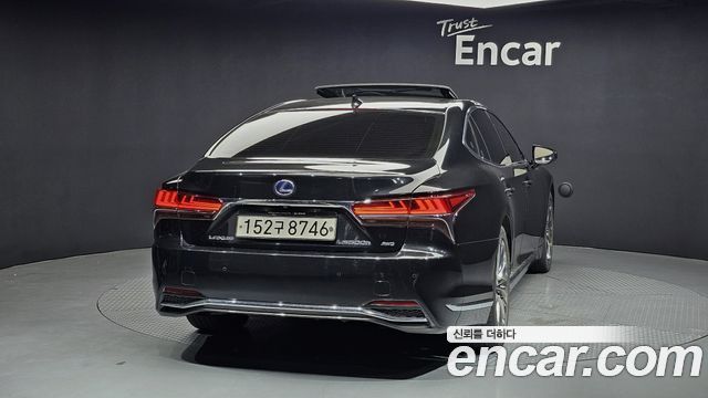 Lexus LS из Кореи Encar