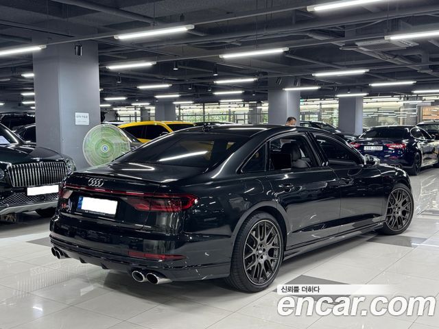 Audi S8 из Кореи Encar