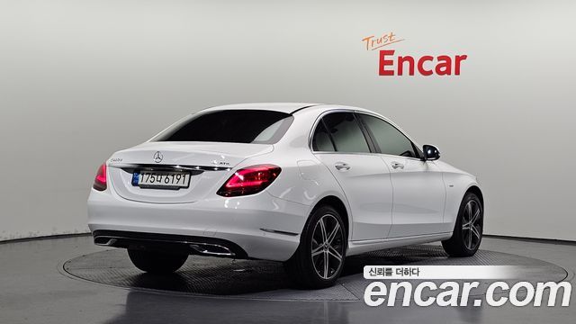 Mercedes-Benz C-Class из Кореи Encar