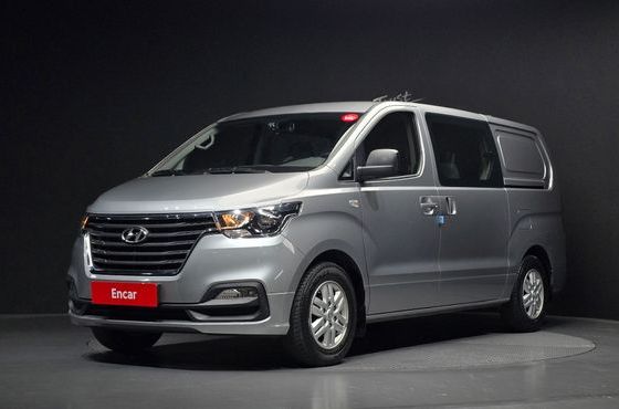 Hyundai Starex Van 5-Seater Smart — пробег 61 789 км — фото 1 из 5