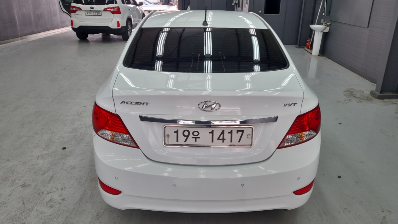Hyundai Accent 1.4 VVT Modern — пробег 125 000 км — фото 4 из 5
