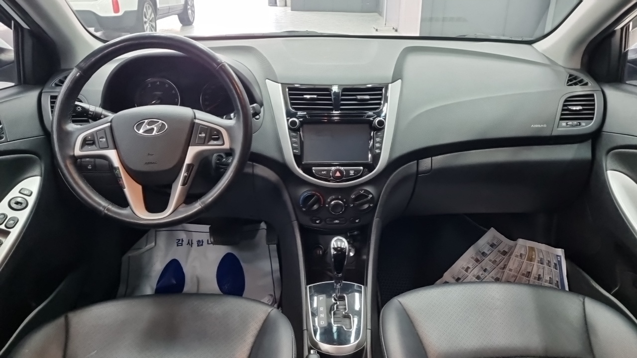 Hyundai Accent 1.4 VVT Modern — пробег 125 000 км — фото 5 из 5