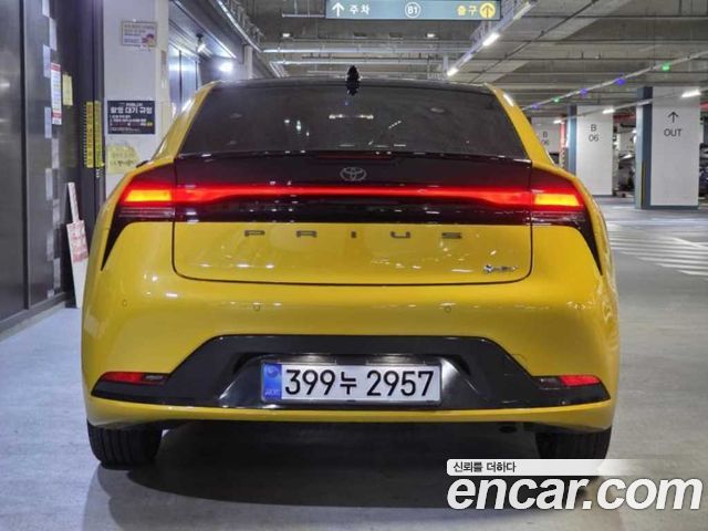 Toyota Prius из Кореи Encar
