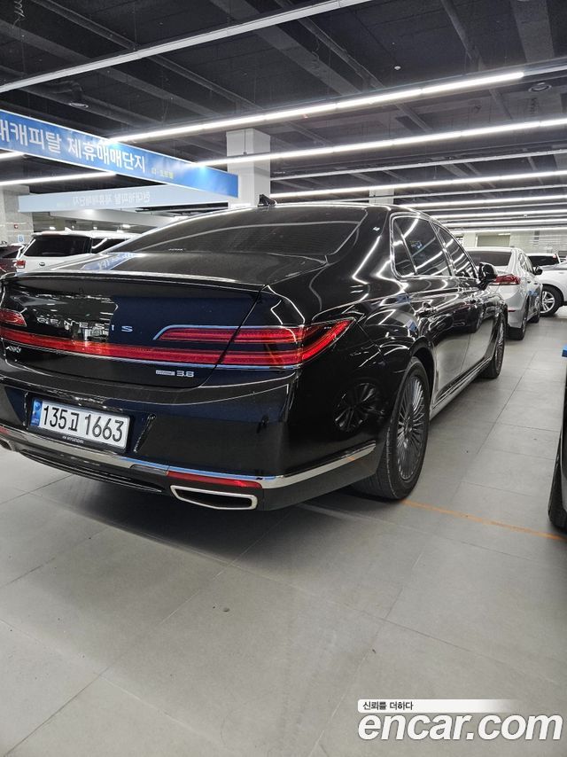 Genesis G90 из Кореи Encar