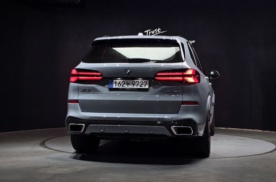 BMW X5 xDrive 40i M Sport — пробег 7 861 км — фото 4 из 5