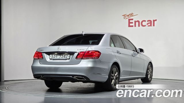 Mercedes-Benz E-Class E220 Bluetec Avantgarde — пробег 145 491 км — фото 2 из 5