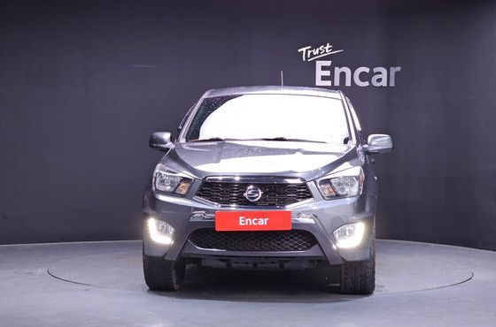 Ssangyong KORANDO 2.2 CX7 4WD Vision — пробег 214 986 км — фото 3 из 5