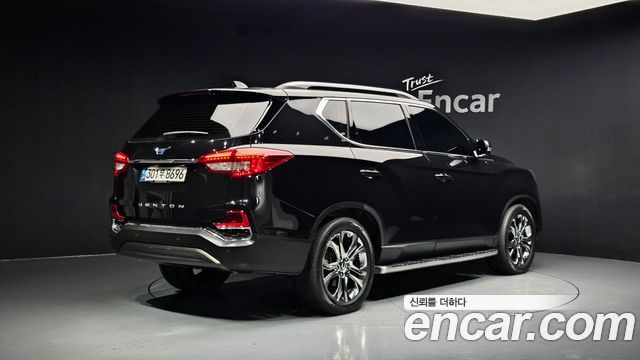 Ssangyong Rexton из Кореи Encar