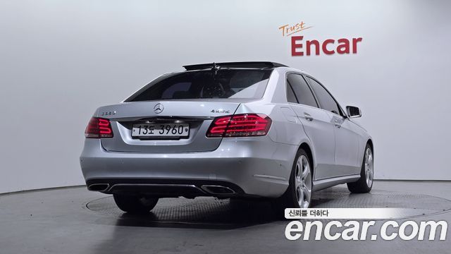 Mercedes-Benz E-Class из Кореи Encar