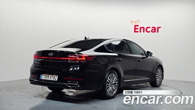 Kia K7 из Кореи Encar