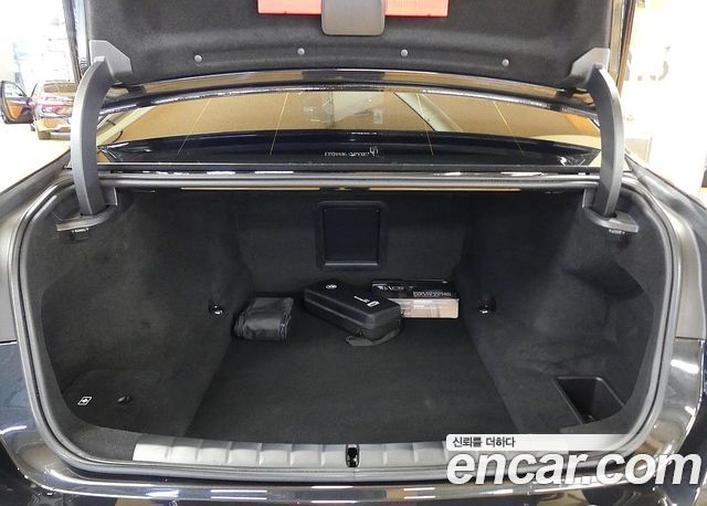 BMW 7-Series из Кореи Encar