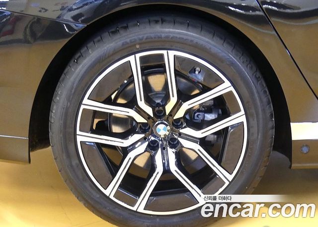 BMW 7-Series из Кореи Encar