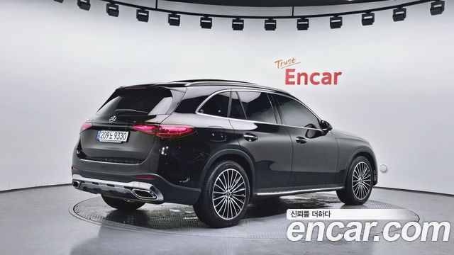 Mercedes-Benz GLC-Class GLC300 4MATIC AMG Line — пробег 48 449 км — фото 2 из 5