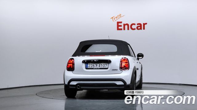 Mini Cooper Convertible из Кореи Encar