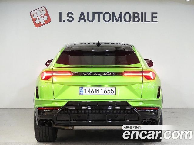 Lamborghini Urus из Кореи Encar