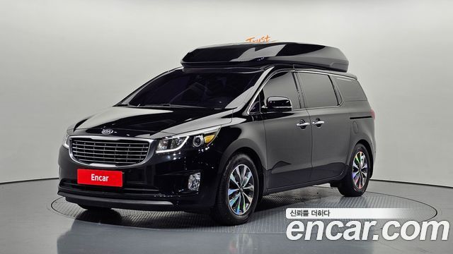 Kia Carnival 11-seater Hi-Limousine Prestige — пробег 188 834 км — фото 1 из 5