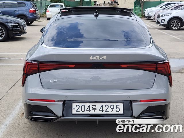 Kia K5 1.6 Turbo Signature — пробег 14 570 км — фото 4 из 5