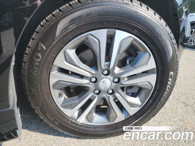 Kia Carnival 9-Seater Hi-Limousine Luxury — пробег 147 900 км — фото 5 из 5