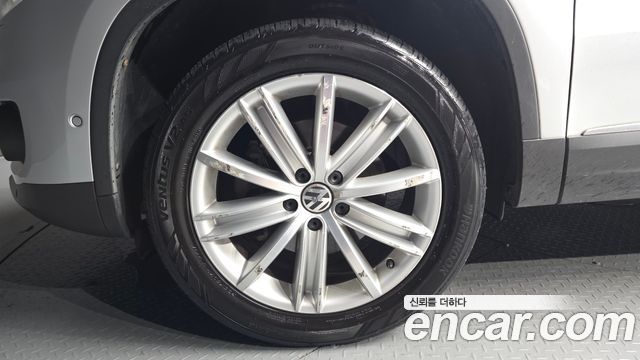 Volkswagen Tiguan из Кореи Encar