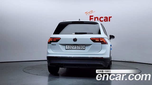 Volkswagen Tiguan из Кореи Encar