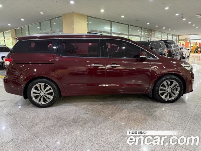 Kia Carnival из Кореи Encar