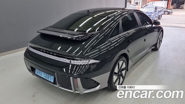 Hyundai Ioniq6 Long Range AWD Exclusive — пробег 65 354 км — фото 2 из 5