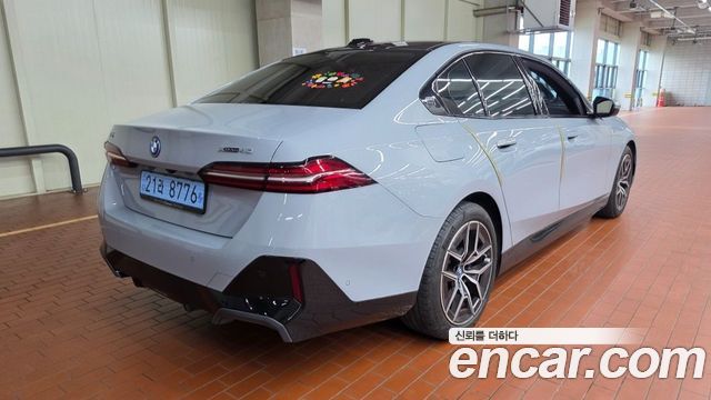 BMW i5 из Кореи Encar