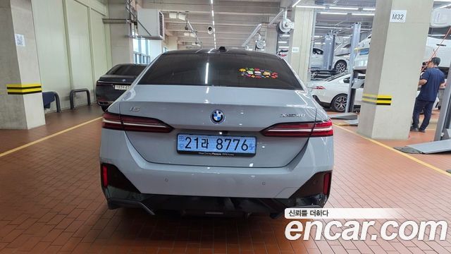 BMW i5 из Кореи Encar