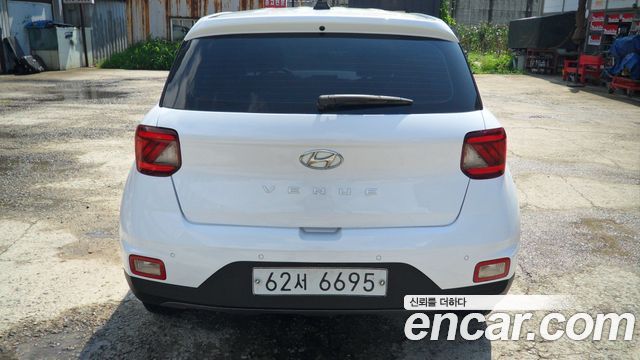 Hyundai Venue из Кореи Encar