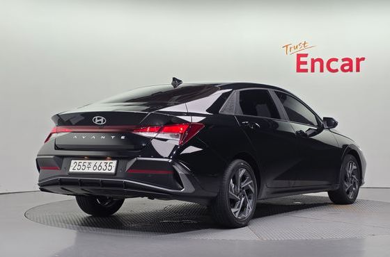 Hyundai AVANTE 1.6 Smart — пробег 12 945 км — фото 2 из 5