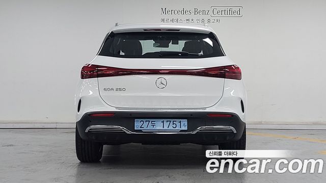 Mercedes-Benz EQA из Кореи Encar