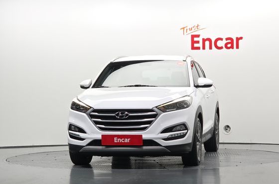 Hyundai Tucson Diesel 2.0 2WD Premium — пробег 128 449 км — фото 3 из 5