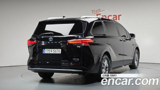 Toyota Sienna из Кореи Encar