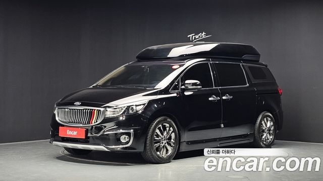 Kia Carnival Gasoline 9-seater Hi-Limousine Noblesse — пробег 66 455 км — фото 1 из 5
