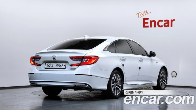 Honda Accord 2.0 Hybrid Touring — пробег 169 062 км — фото 2 из 5
