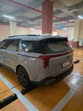 Kia Carnival HEV 7-Seater X Line — пробег 560 км — фото 3 из 5