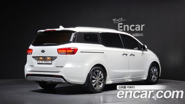 Kia Carnival из Кореи Encar