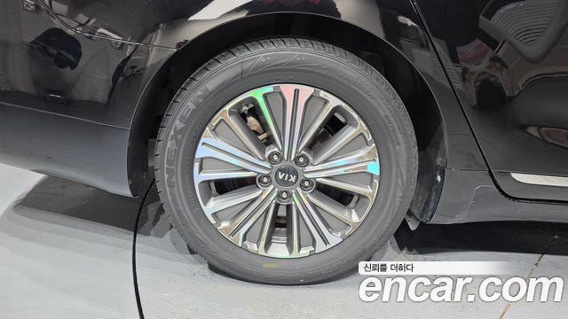 Kia K7 из Кореи Encar