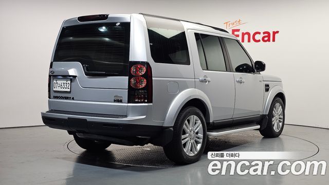 Land Rover Discovery 3.0 SDV6 HSE — пробег 167 637 км — фото 2 из 5