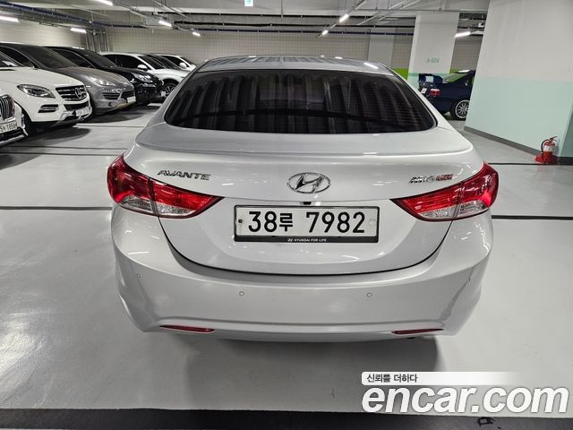 Hyundai AVANTE из Кореи Encar