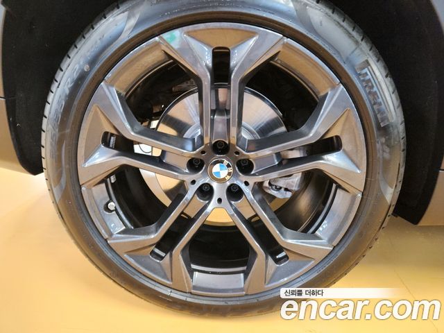 BMW X5 xDrive 40i xLine — пробег 6 500 км — фото 4 из 5