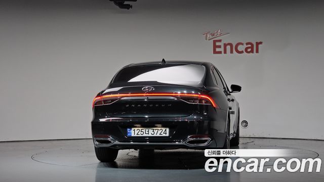 Hyundai Grandeur из Кореи Encar
