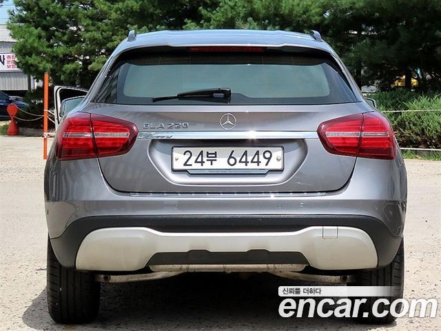 Mercedes-Benz GLA-Class из Кореи Encar