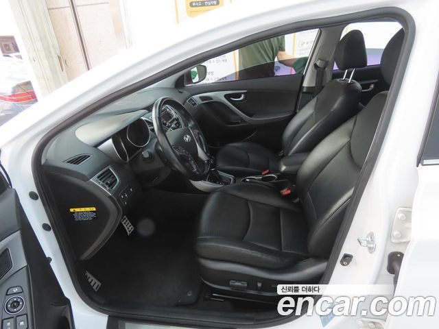 Hyundai AVANTE 1.6 GDi Premium TUIX Edition II — пробег 100 387 км — фото 5 из 5