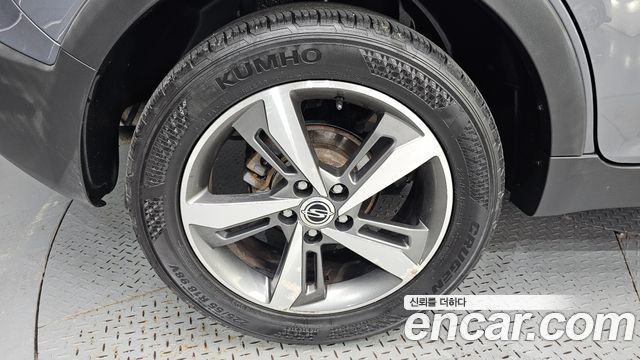Ssangyong KORANDO 2.2 RX 2WD DLX — пробег 214 388 км — фото 5 из 5